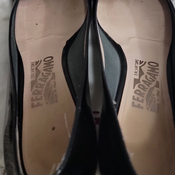 🔥Authentic Ferragamo Black Patent Womens Squared toe Shoes - Picture 10 of 16